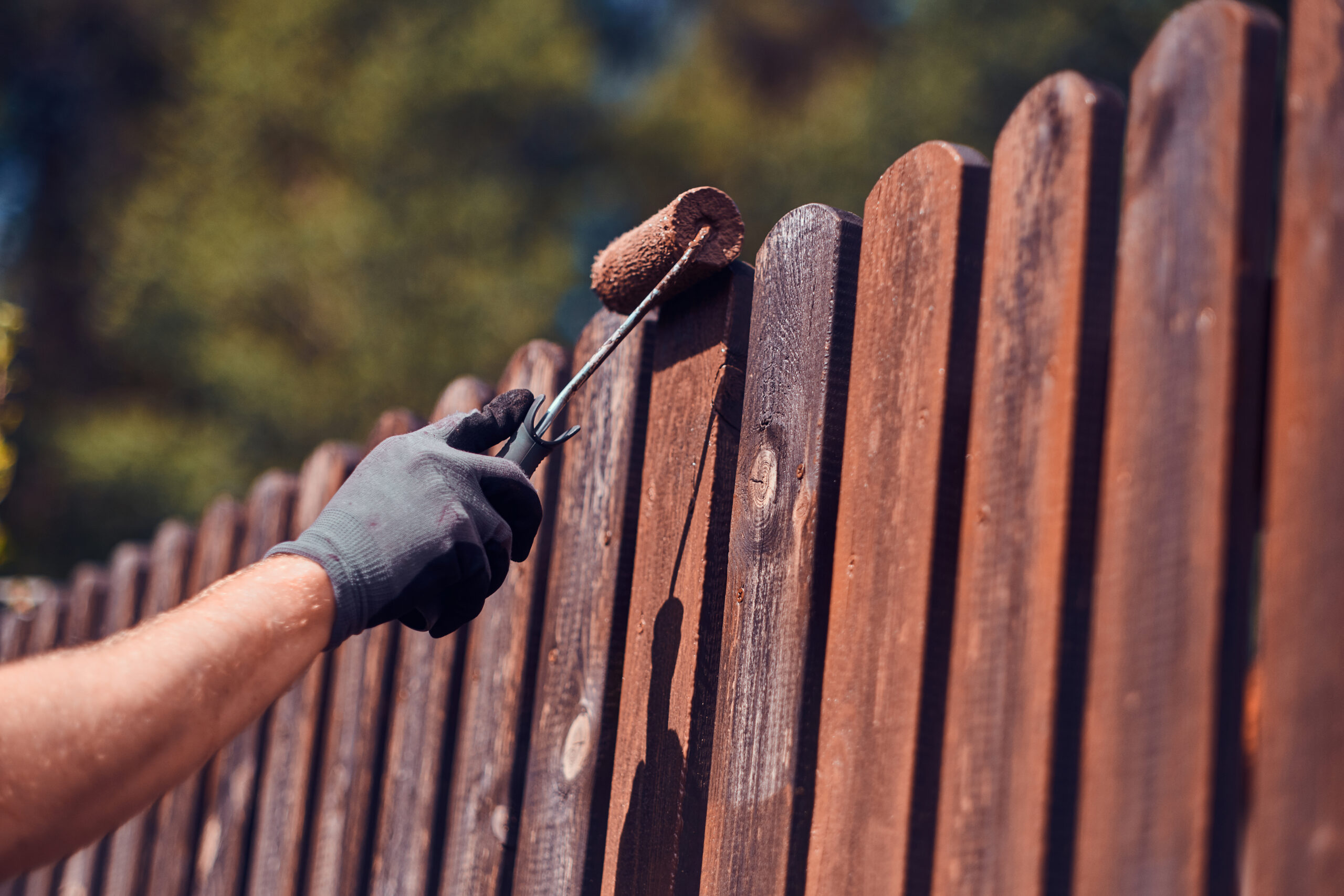How to Maintain Your Fence